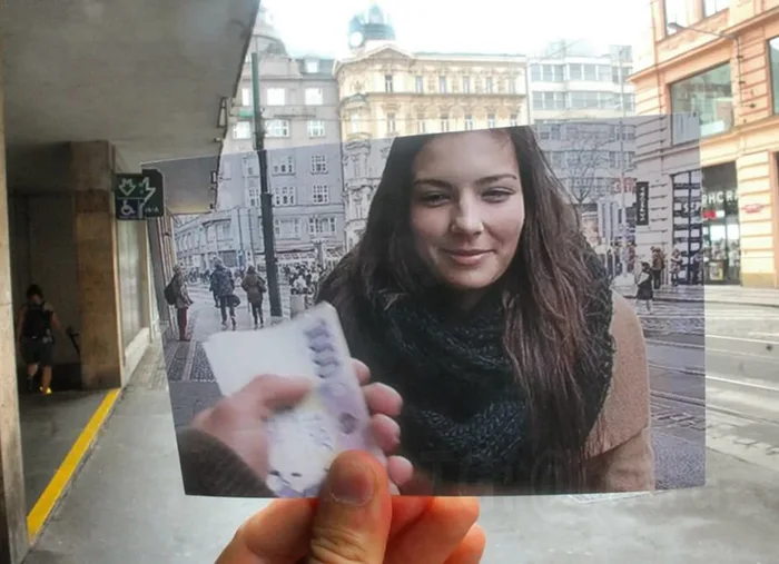 Fan Recreates Scene at Real-World Location