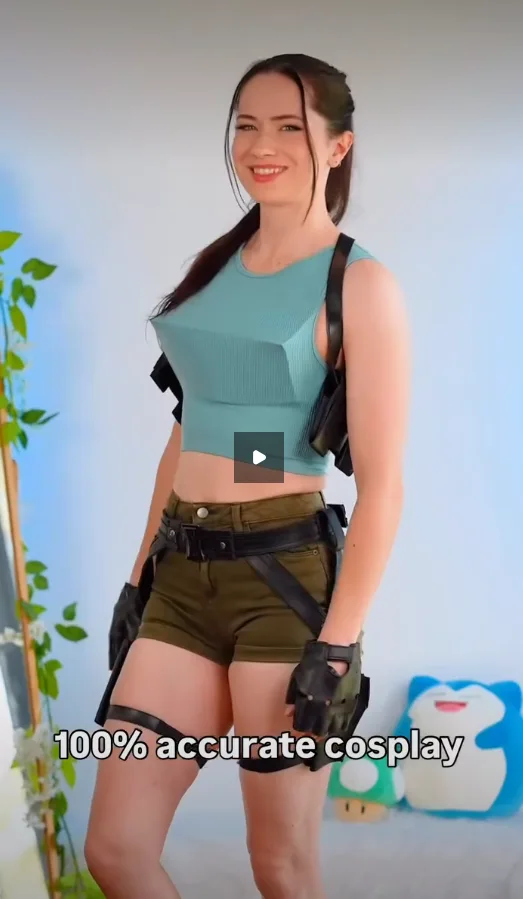 Low-Poly Lara Croft Cosplay Recreates Retro Gaming Aesthetic - Gaming on Aviaclip