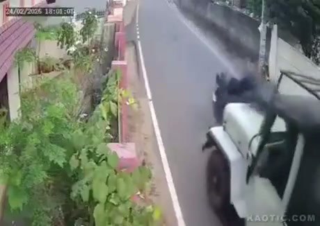 Motorcyclist Loses Pants in Bizarre Roadside Collision