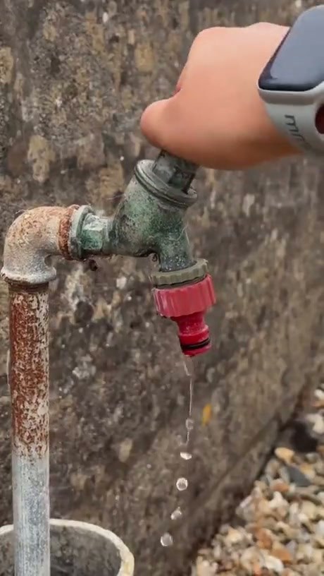 How to Replace an Outdoor Faucet Using a Pipe Freeze Kit