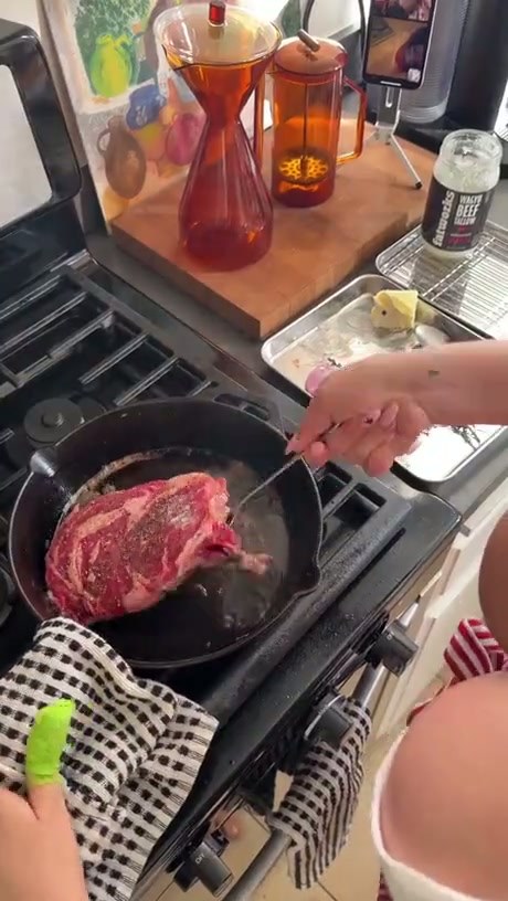 A Close-Up Look at Pan-Searing a Steak