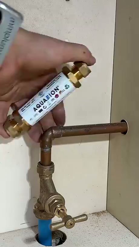 A Look at the Plumbing Process for Installing a Limescale Conditioner