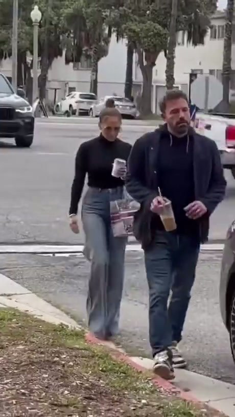 Ben Affleck Appears Weary While Walking to Car